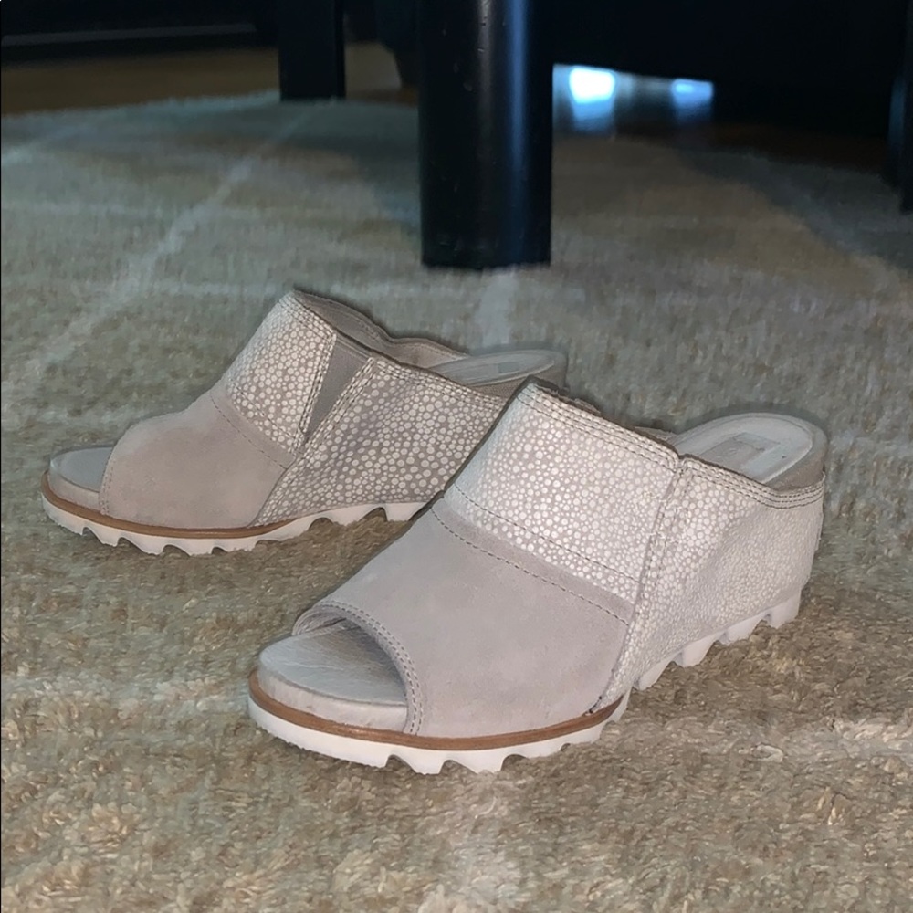 NWOT SOREL wedges..one of a kind⭐️🥂🙏🧘🏻‍♀️
